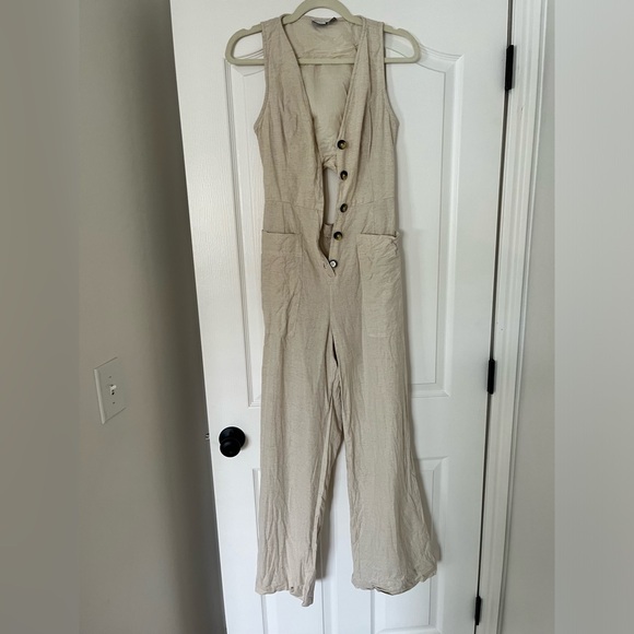ASOS DESIGN Tall linen look button through jumpsuit in oatmeal white - Picture 4 of 4